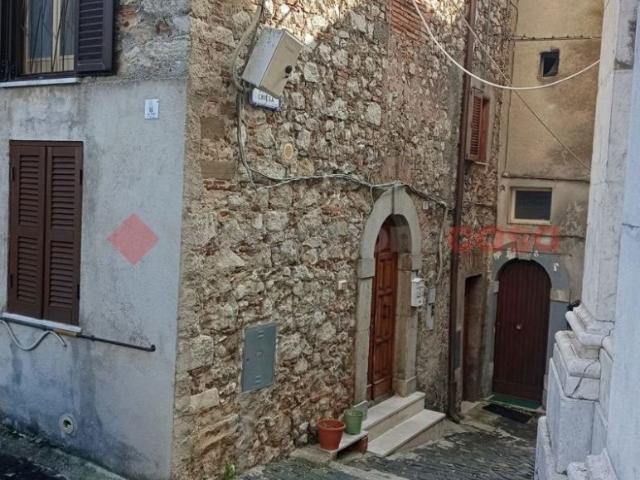 Villa Indipendente in vendita a Poggio Cinolfo, Carsoli