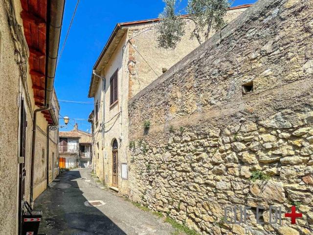 Villa Indipendente in vendita a Poggio Moiano, Lazio
