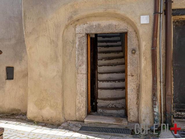 Villa Indipendente in vendita a Monte Santa Maria, Poggio Nativo