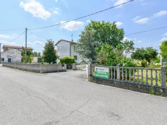 Villa Indipendente in vendita a Unione Alto Ferrarese, Poggio Renatico