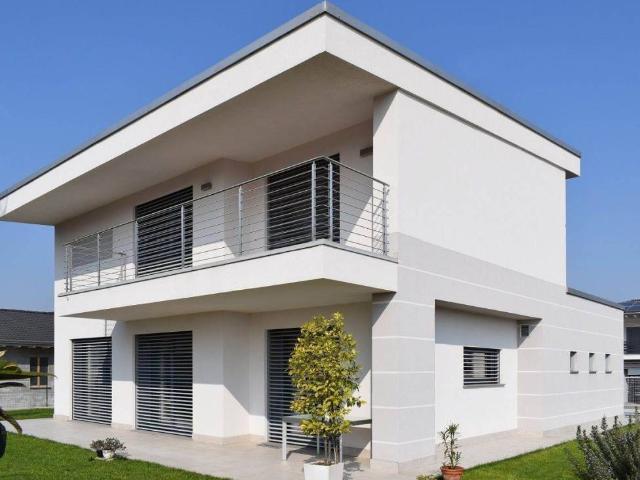 Villa Indipendente in vendita a Poggio Rusco, Lombardia