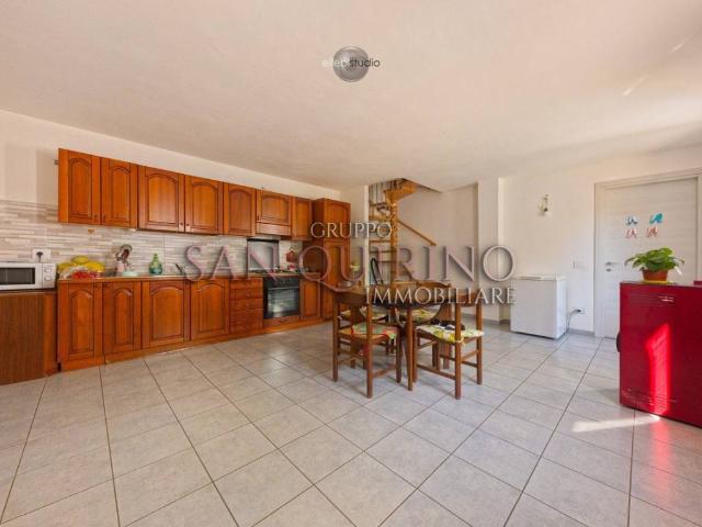Villa Indipendente in vendita a Poggio Rusco, Lombardia