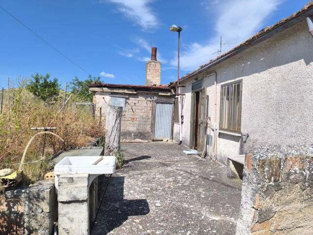 Villa Indipendente in vendita a Poggio Sannita, Molise