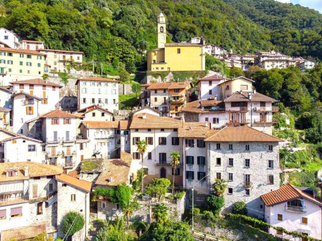 Villa Indipendente in vendita a Pognana Lario, Lombardia