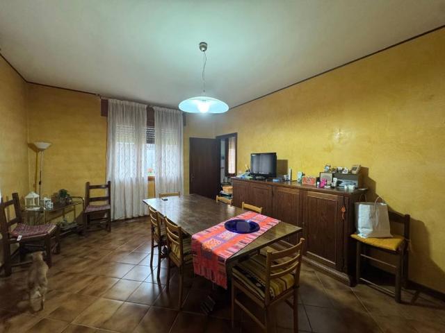 Villa Indipendente in vendita a Montagnana, Veneto