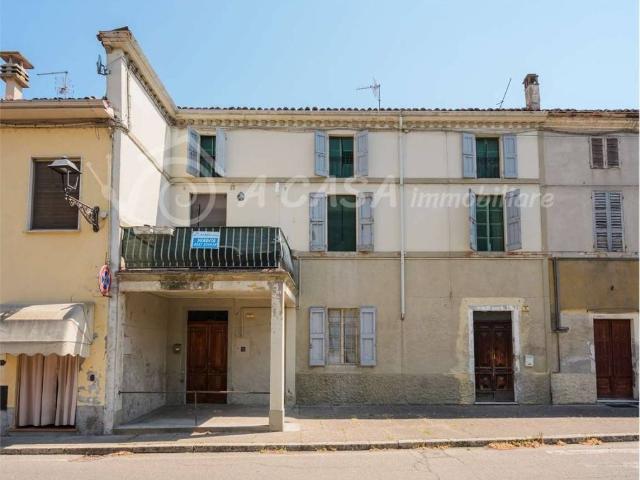 Villa Indipendente in vendita a Polesine Zibello, Pieveottoville