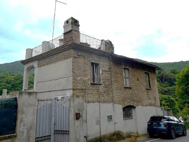 Villa Indipendente in vendita a Municipio Roma VI, Roma Capitale
