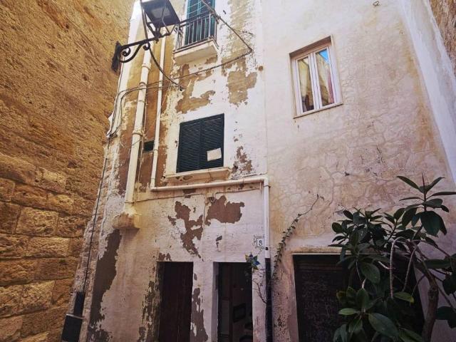 Villa Indipendente in vendita a Centro Storico, Puglia