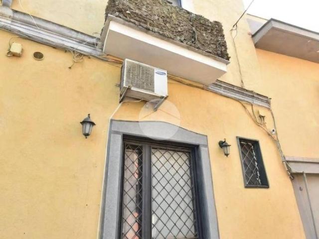 Villa Indipendente in vendita a Pollena Trocchia, Campania