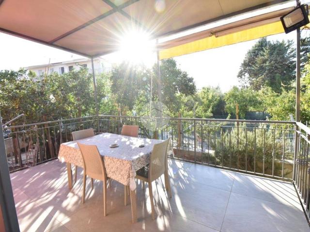 Villa Indipendente in vendita a Pollena Trocchia, Napoli