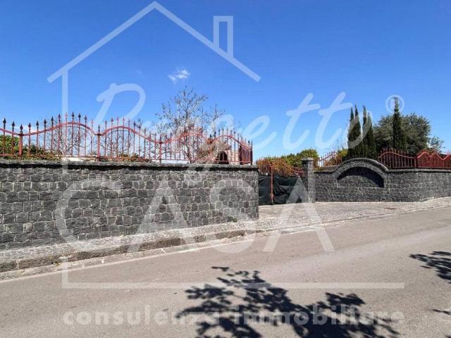Villa Indipendente in vendita a Pollena Trocchia, Campania