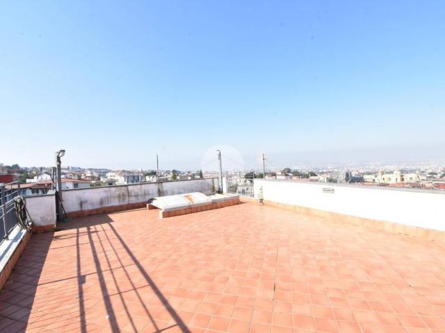 Villa Indipendente in vendita a Pollena Trocchia, Campania