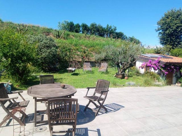 Villa Indipendente in vendita a Polpenazze, Lombardia