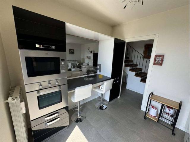 Villa Indipendente in vendita a Polpenazze, Lombardia