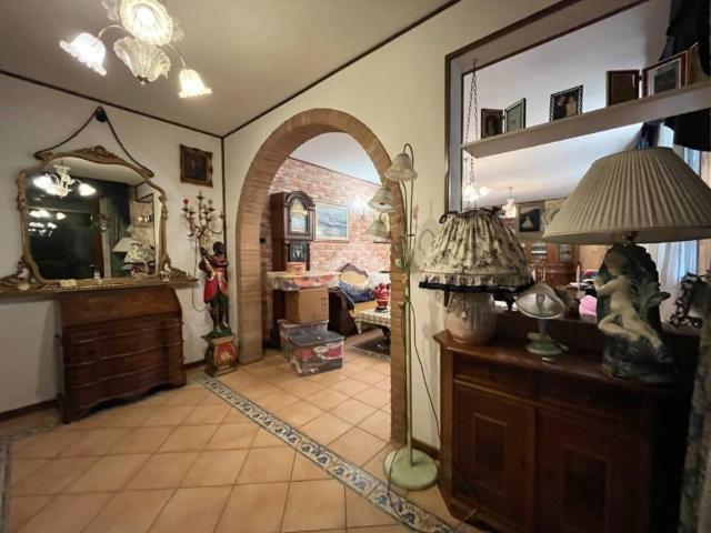 Villa Indipendente in vendita a Polverara, Padova