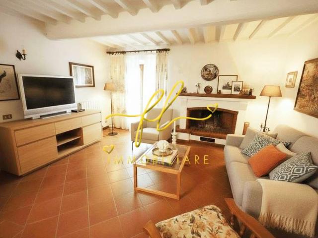 Villa Indipendente in vendita a Larderello, Toscana