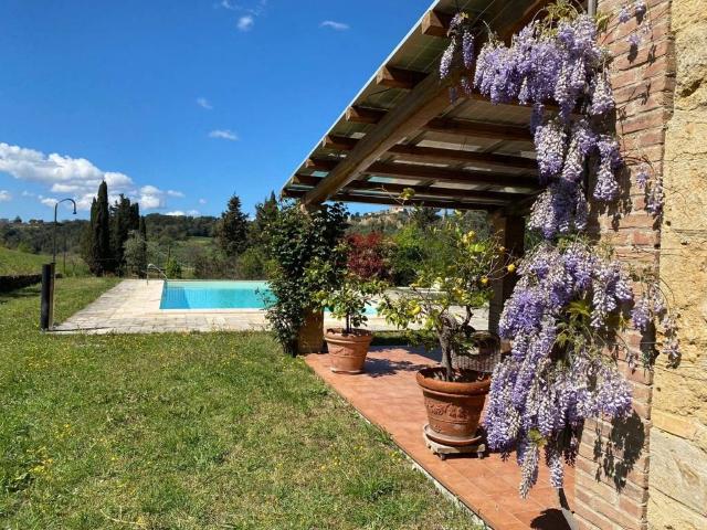 Villa Indipendente in vendita a Pomarance, Pisa