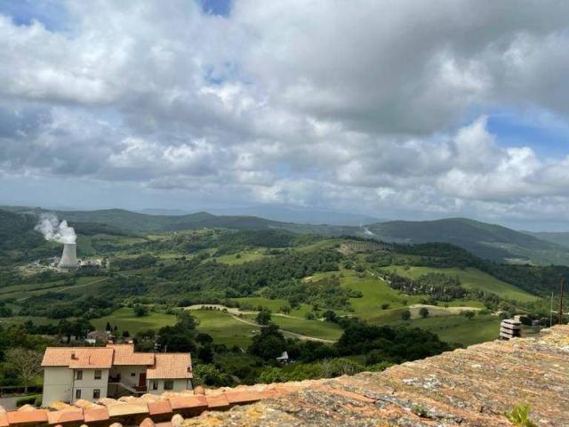 Villa Indipendente in vendita a Larderello