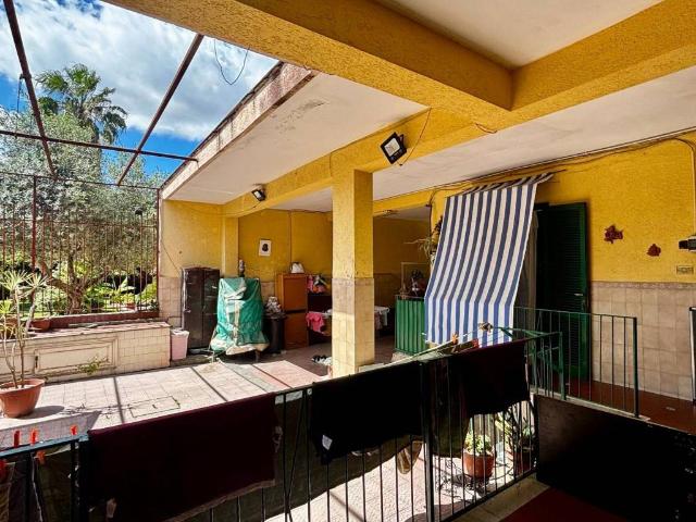 Villa Indipendente in vendita a Pomigliano D'arco, Campania