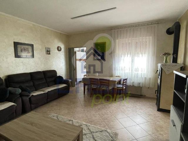 Villa Indipendente in vendita a Pomponesco, Lombardia