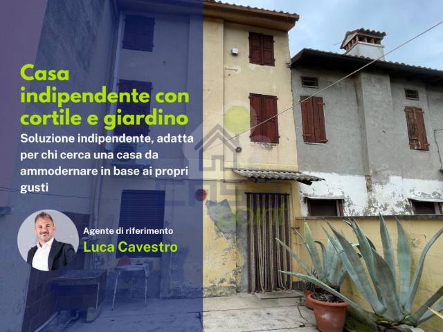 Villa Indipendente in vendita a Pomponesco, Lombardia
