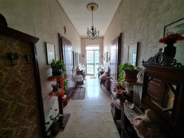 Villa Indipendente in vendita a Pomponesco, Lombardia