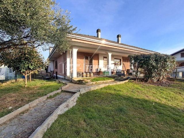 Villa Indipendente in vendita a Piemonte, Biella