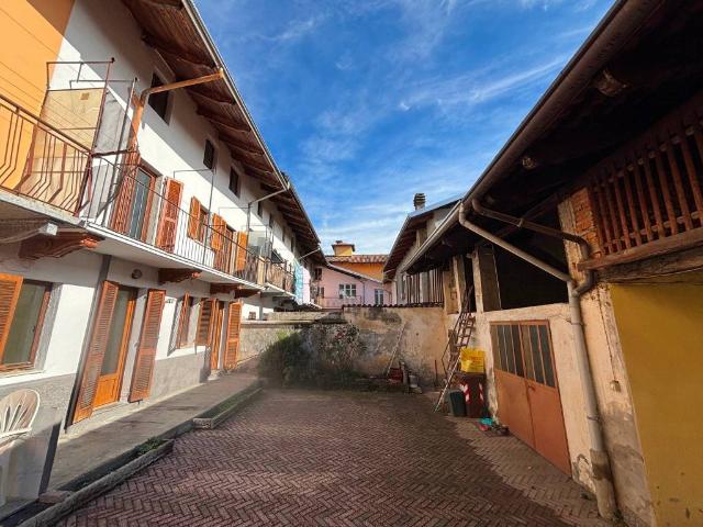 Villa Indipendente in vendita a Piemonte, Biella