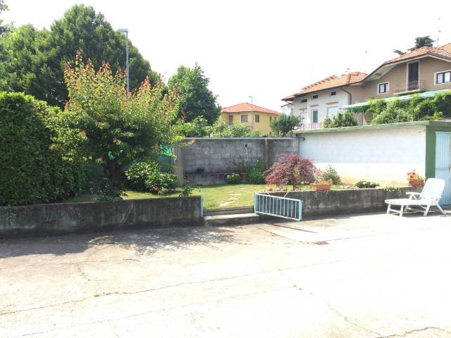 Villa Indipendente in vendita a Piemonte, Biella