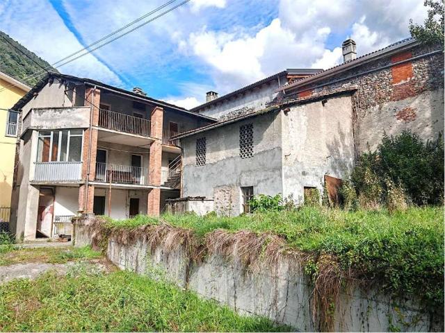 Villa Indipendente in vendita a Ronc-Cretaz, Pont Saint Martin