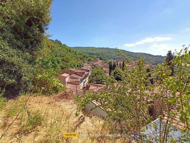 Villa Indipendente in vendita a Unione di Comuni Valdarno e Valdisieve, Pontassieve