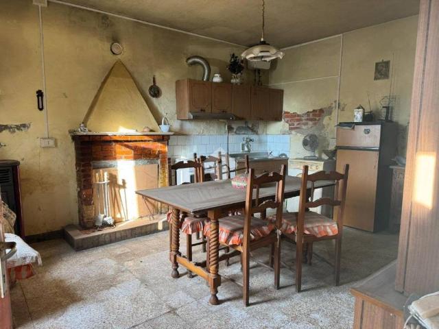 Villa Indipendente in vendita a Ponte Buggianese, Toscana
