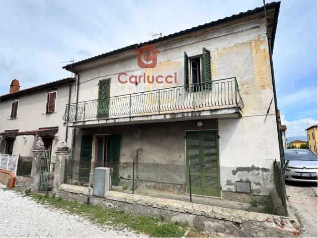 Villa Indipendente in vendita a Ponte Buggianese, Toscana