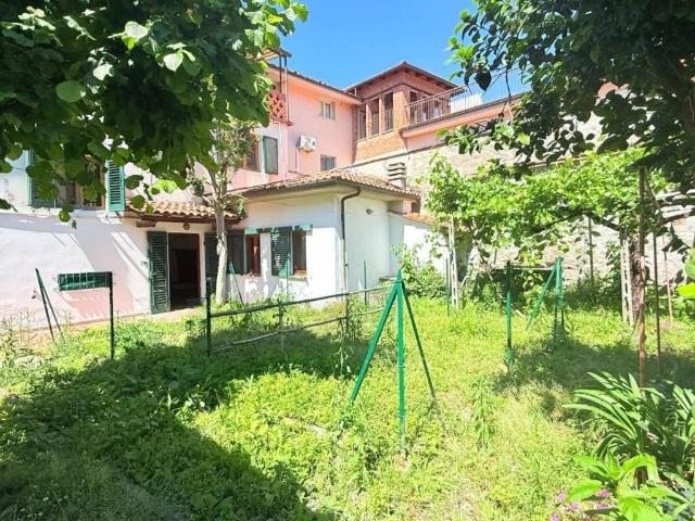 Villa Indipendente in vendita a Albinatico, Ponte Buggianese