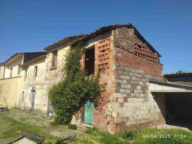 Villa Indipendente in vendita a Vione, Ponte Buggianese