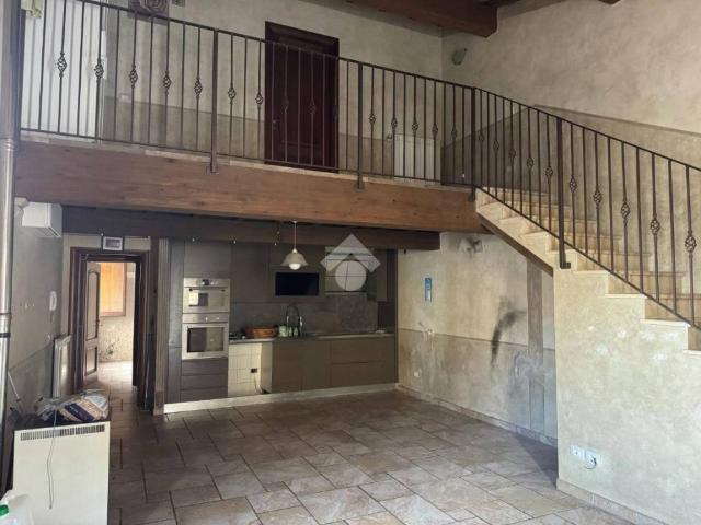 Villa Indipendente in vendita a Albinatico, Ponte Buggianese