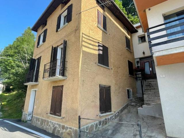 Villa Indipendente in vendita a Comunità montana della valle Camonica, Ponte Di Legno