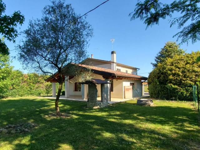 Villa Indipendente in vendita a Ponte Di Piave, Veneto
