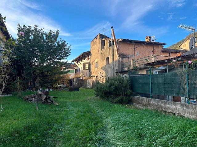 Villa Indipendente in vendita a Lezza, Ponte Lambro
