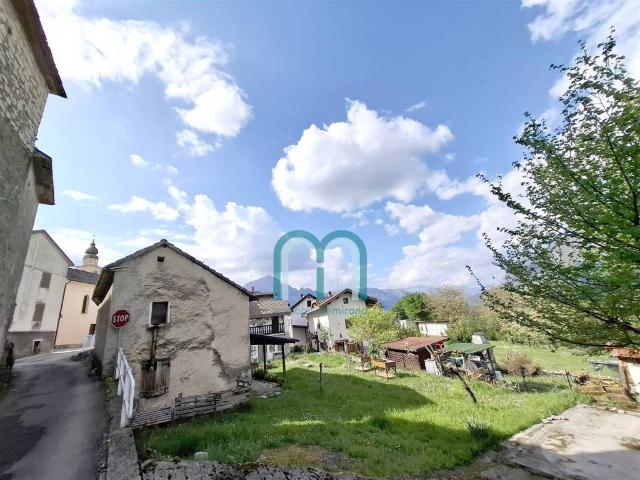 Villa Indipendente in vendita a Ponte nelle Alpi, Col Di Cugnan