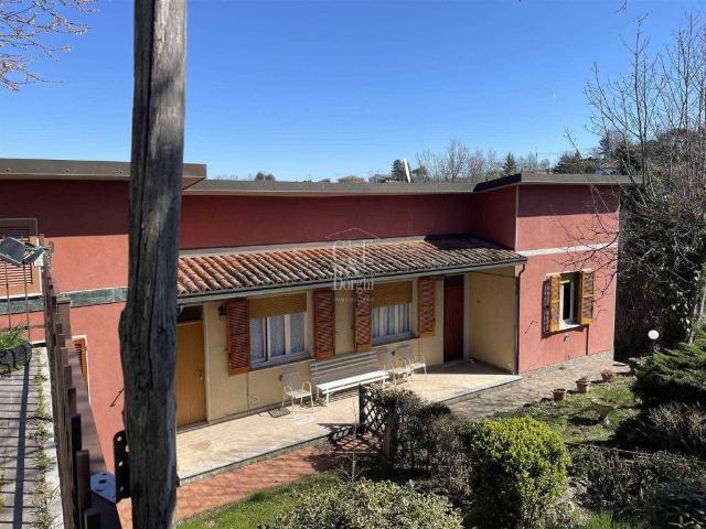 Villa Indipendente in vendita a Ponte Nizza, Lombardia