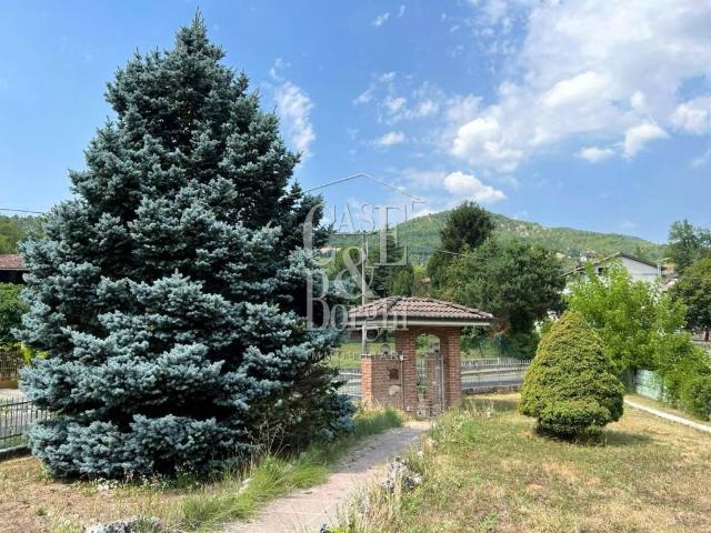 Villa Indipendente in vendita a Ponte Nizza, Lombardia