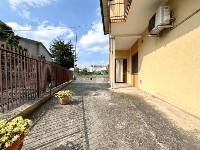 Villa Indipendente in vendita a Roncaglia, Ponte San Nicolò