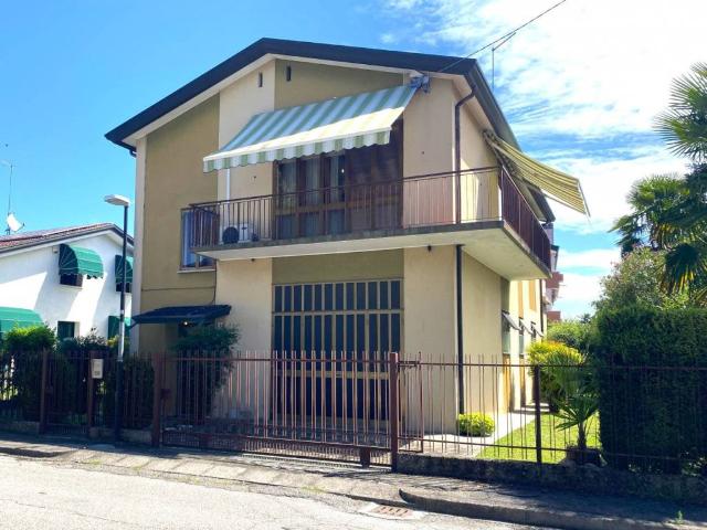 Villa Indipendente in vendita a Roncaglia, Ponte San Nicolò