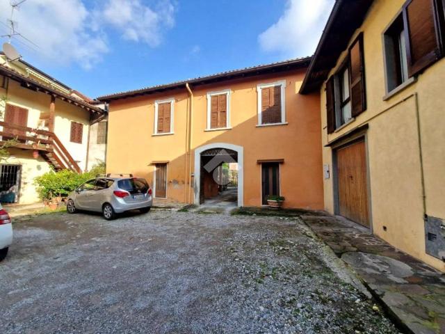 Villa Indipendente in vendita a Ponte San Pietro, Lombardia