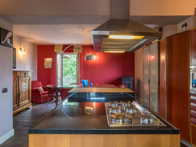 Villa Indipendente in vendita a Ponte San Pietro, Lombardia