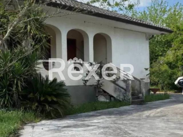 Villa Indipendente in vendita a Pontecorvo, Frosinone