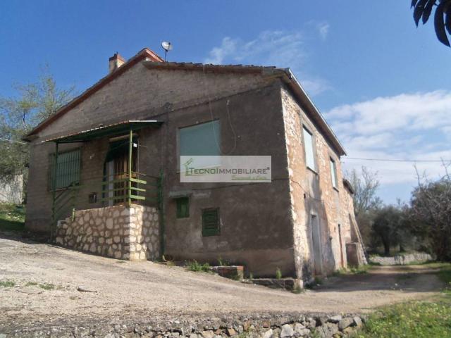 Villa Indipendente in vendita a Pontecorvo, Lazio