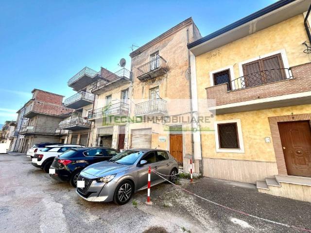Villa Indipendente in vendita a Pontecorvo, Lazio