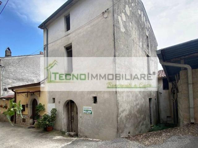 Villa Indipendente in vendita a Pontecorvo, Lazio